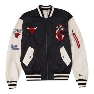 CHICAGO BULLS X ALPHA X NEW ERA L-2B BOMBER JACKET